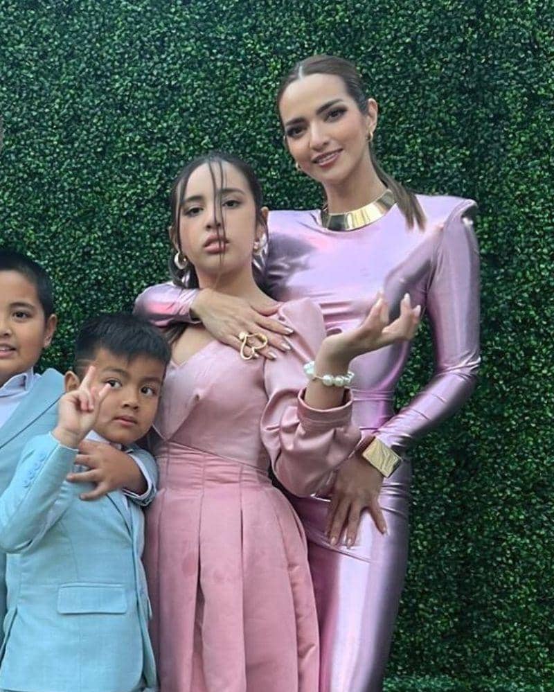 Instagram.com/ramadhaniabakrie